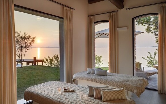 JW Marriott Venice Resort & SPA presenta la nuova collaborazione con BAKEL, che firma il nuovo concept di benessere e bellezza alla SPA del resort