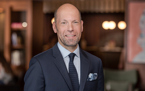 Arne Klehn wird Cluster General Manager des Hamburg Marriott Hotel und des Renaissance Hamburg Hotel