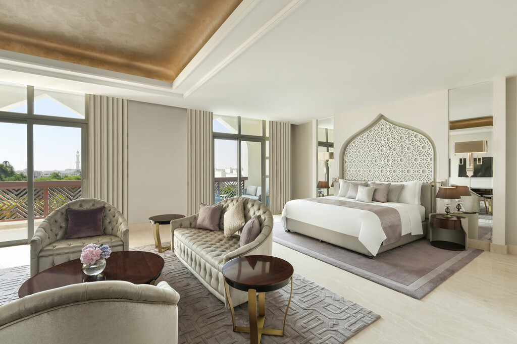 Al Messila, a Luxury Collection Resort & Spa, Doha - Royal Two-Bedroom Suite - Master Bedroom