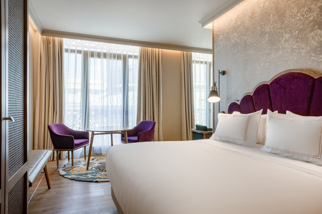 Querencia de Sevilla, Autograph Collection Room ak-svqas-junior-suite-balcony-16794