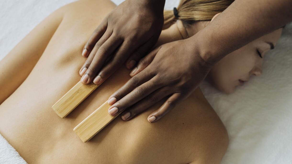 Bamboo Body Massage 