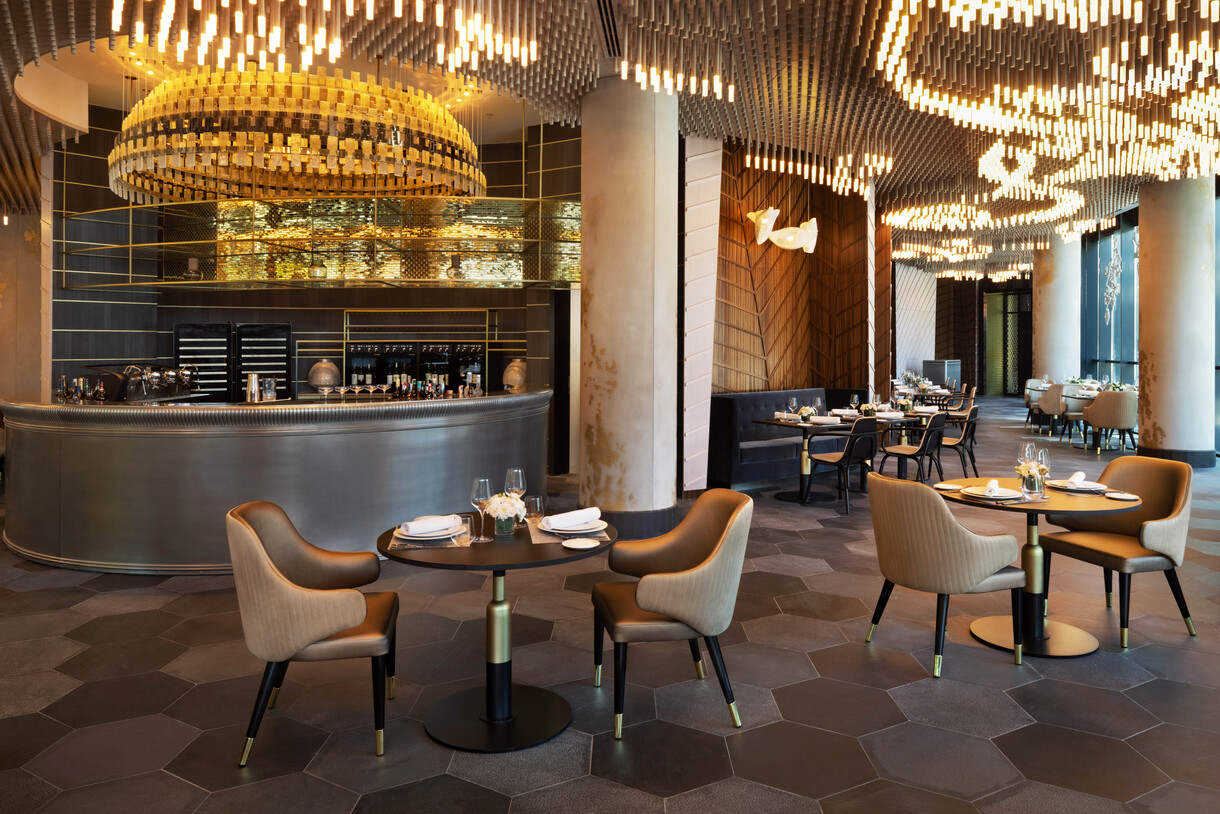 Paragraph Freedom Square, a Luxury Collection Hotel, Tbilisi - Ostigan