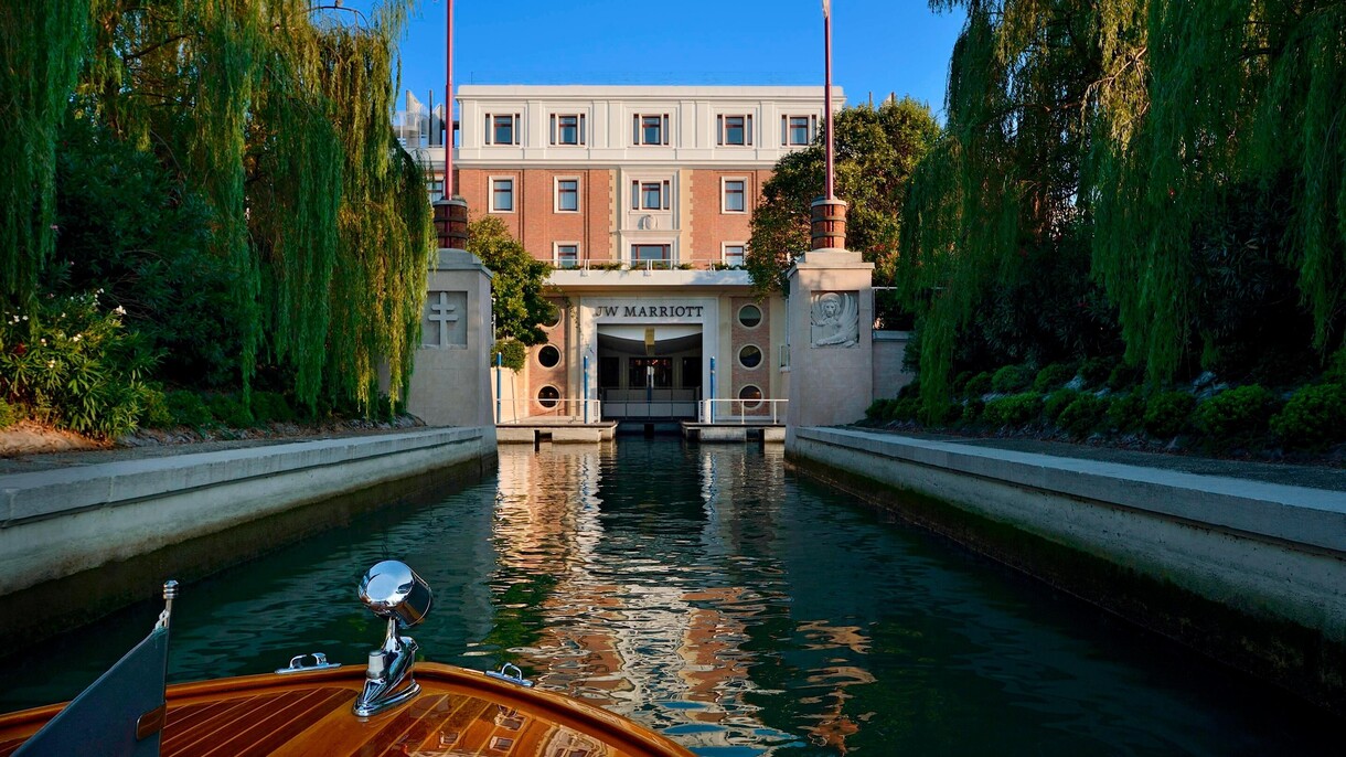 JW Marriott Venice Resort & Spa - Entrance View