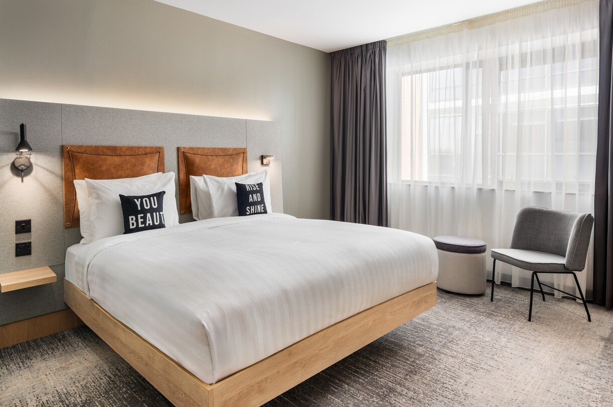 Moxy Belfast City - Moxy Extra King