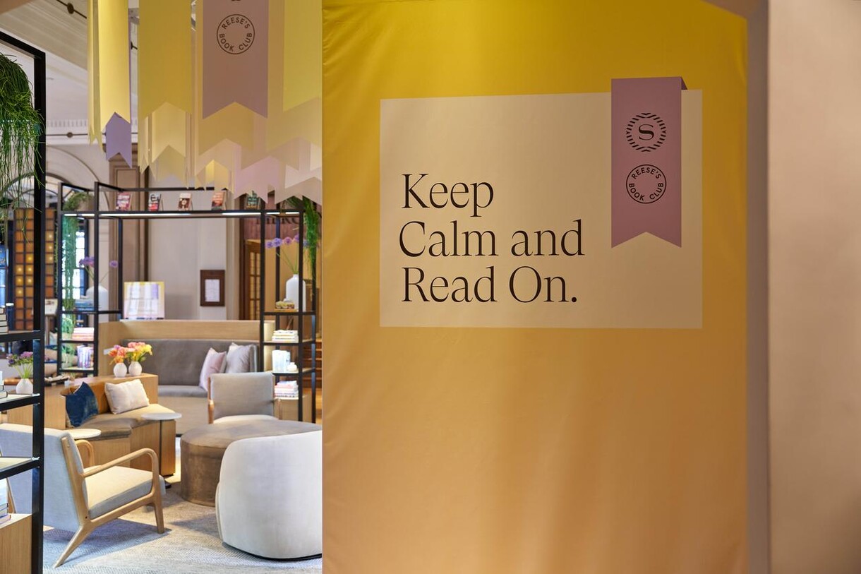 reeses-book-club-sheraton-lobby-library-at-sheraton-grand-london-park-lane-02