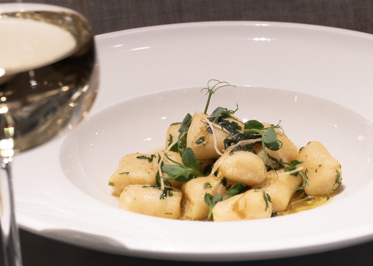 Veneto Menü im April Ricotta-Gnocchi mit Frhlingskräutern (c) Marriott International