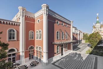AK VIEIR Exterior 01a