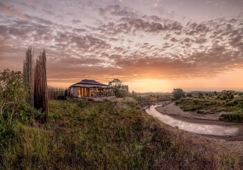 JW Mara - Sunrise Honeymoon Tent1