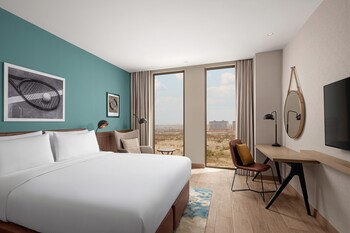 King guest room at Four Points by Sheraton Dakar Diamniadio