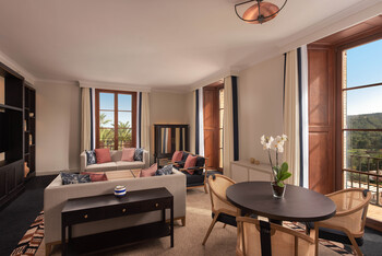 Castillo Hotel Son Vida, A Luxury Collection Hotel-Classic Suite Living Room-High