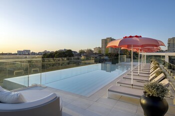 Renaissance Porto Lapa Hotel