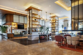 Sheraton Uşak Hotel & Thermal Spa Lobby
