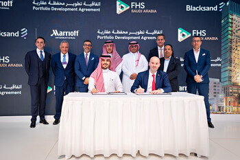 Signing Ceremony between Blacksand and Marriott International 1