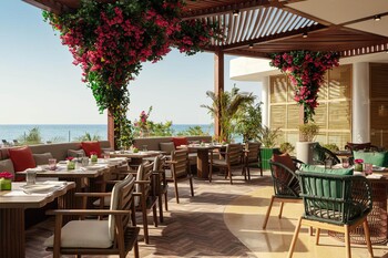 The St. Regis Al Mouj Muscat Resort Restaurant Zorba (1)