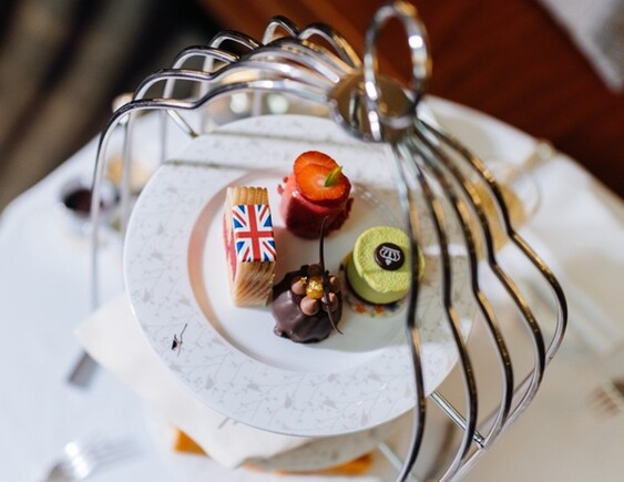 Sheraton Grand London Park Lane Celebrates The Queen's Jubilee with an Exquisite Afternoon Tea
